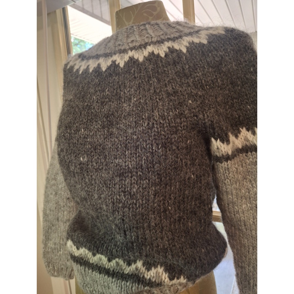 Thorvaldsens Bazar Handmade 100% Iceland Wool Women's Sweater Winter Cottage XS
